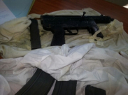 بالصور - الشرطة: اعتقال 3 مشتبهين من مدينة اللد بعد العثور على أسلحة 